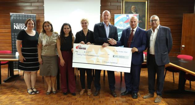 The LifeCycle (Malta) Foundation and Nescafé donate €25,000 to the University of Malta’s Research, Innovation and Development Trust to support current research on the underlying genetic defects in patients with polycystic kidney disease. 