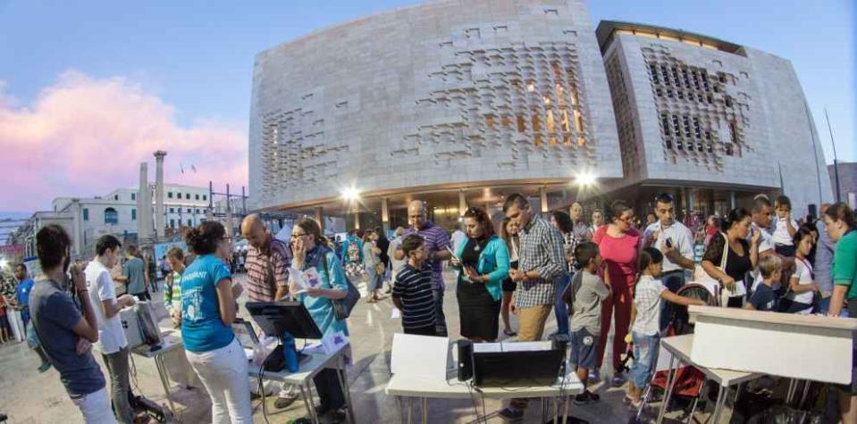 Meet scientists and researchers at Science in the City - The Malta ...