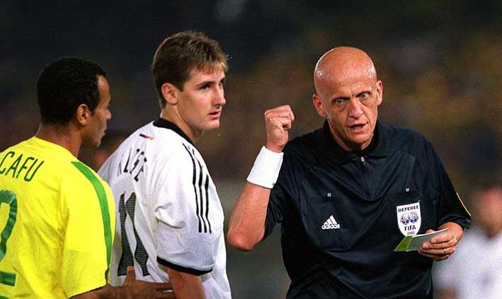 Referee great Pierluigi Collina says Manchester United's 1999