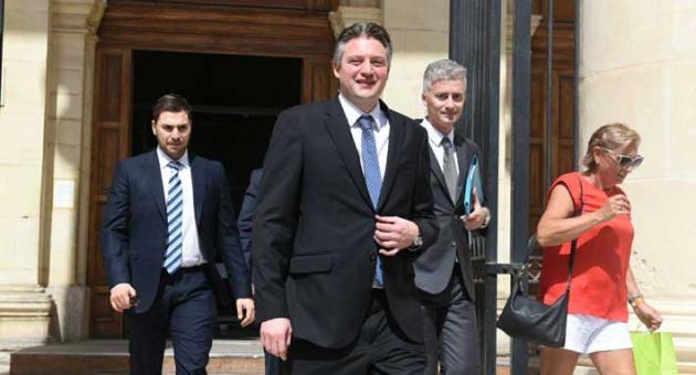 Konrad Mizzi claims breach of his right to fair hearing in Panama ...