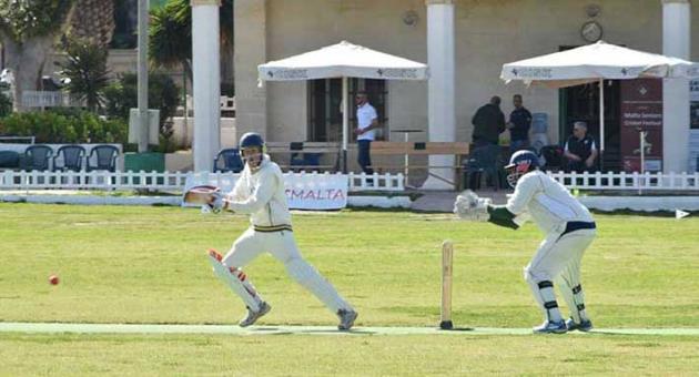 Neil Richards batting for Warks