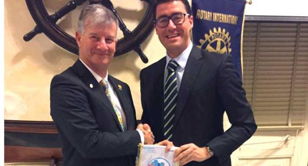 John De Giorgio, Rotary Governor of District 2110, Sicily & Malta presenting a token to Jonathan Chetcuti, Director at the Concept Stadium