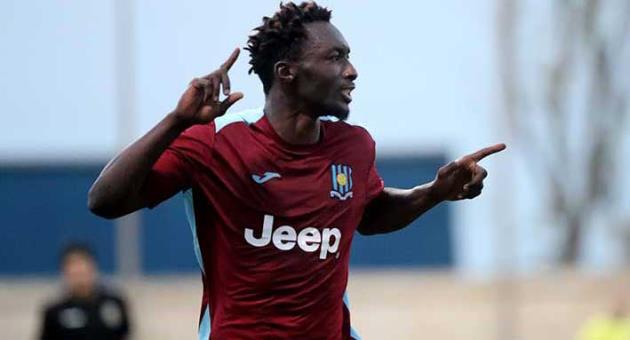 Gzira United's Amadou Samb celebrates scoring against Sant Julia. Photo © Domenic Aquilina