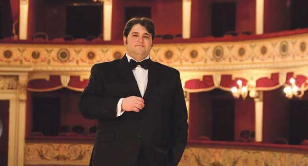 Basso-buffo Salvatore Salvaggio singing ‘La ci darem la mano’