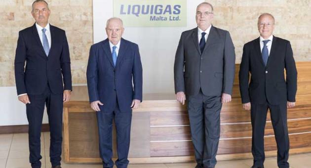 Liquigas Malta Chairman Louis A Farrugia (second from left) with Luciano Garbini in the presence of GASCO Energy CEO Paul Agius Delicata (first from left) and Roberto Capelluto 