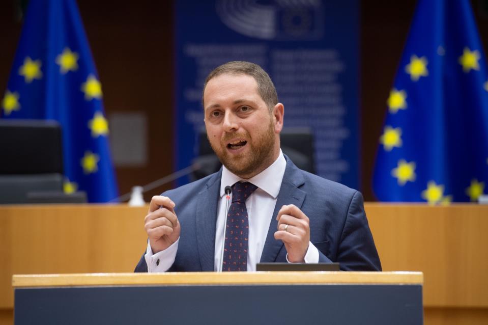 Labour MEP Agius Saliba pushes for immediate implementation of Right to Disconnect - The Malta Independent