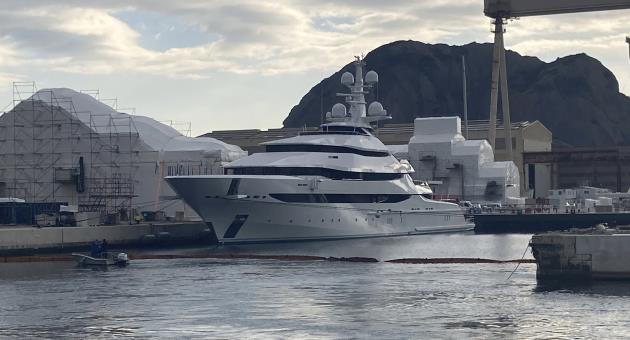 The yacht Amore Vero