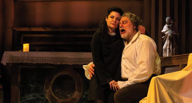 Tanya Ivanova as Tosca and Jose Cura as Cavaradossi in rehearsal. Photos: Sebio Aquilina