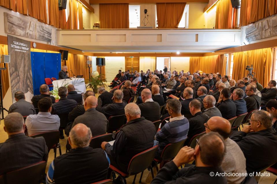 The clergy reflect on the power of the liturgy in a secular society - Vimarsana News