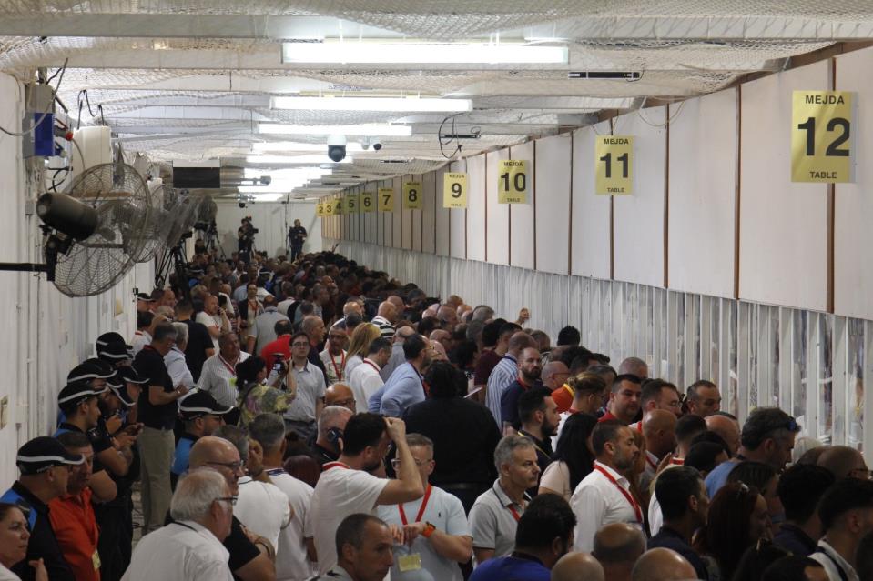 Labour delegates disappointed by Abela’s absence from counting hall - The Malta Independent