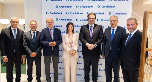 From left, Mr. Constantinos Herodotou, President of the Board of Directors, CrediaBank, Mr. Yannis Stournaras, Governor of the Bank of Greece, Mr. Kostis Hatzidakis, Deputy Prime Minister, Greece, Ms. Eleni Vrettou, CEO of CrediaBank, Mr. Kyriakos Pierrakakis, Minister of National Economy and Finance, Greece, Mr. Takis Theodorikakos, Minister of Development and Mr. Alexandros Exarchou, Greece, President of the Board of Directors and Chief Executive Officer of the AKTOR Group of Companies.