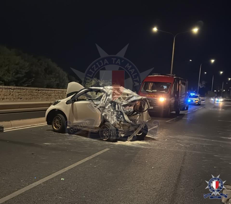 Man injured as two cars collide in Zebbug