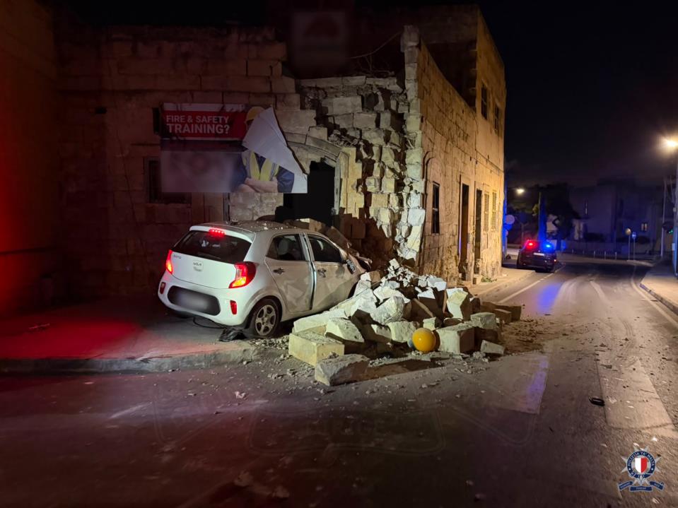 Teenagers hospitalised following Attard collision