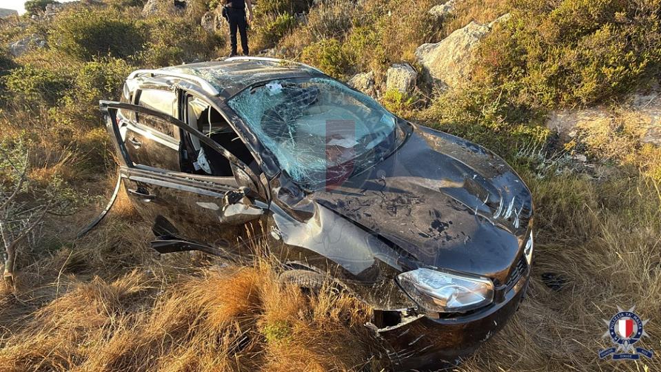 33-year-old woman grievously injured after car plunges into field in Rabat 