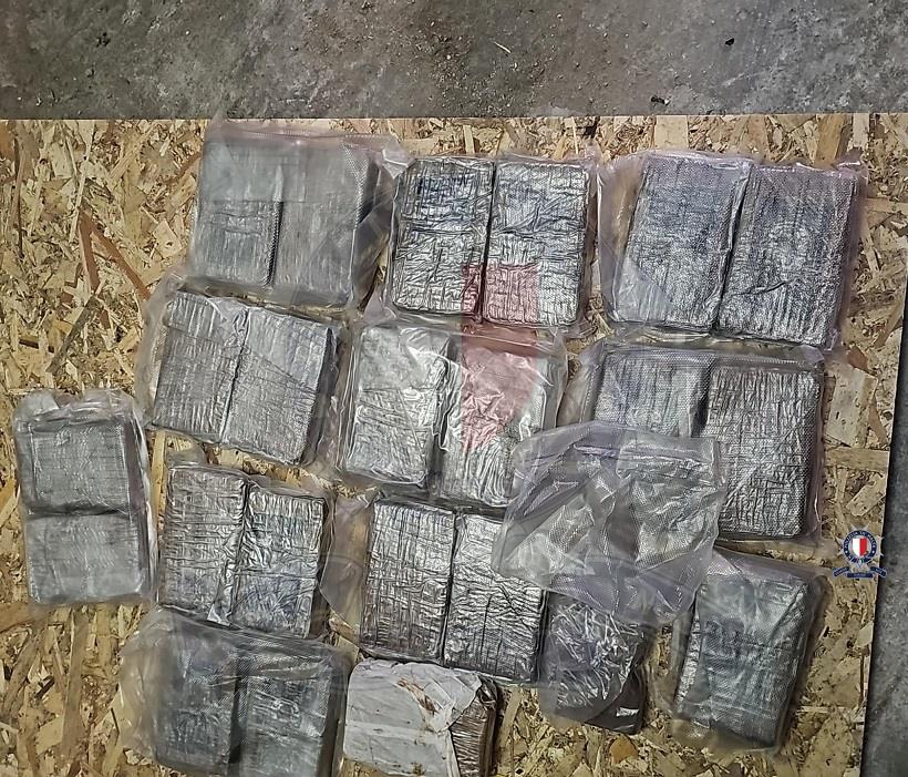 28 kilogrammes of drugs seized and eight arrested in major Police ...